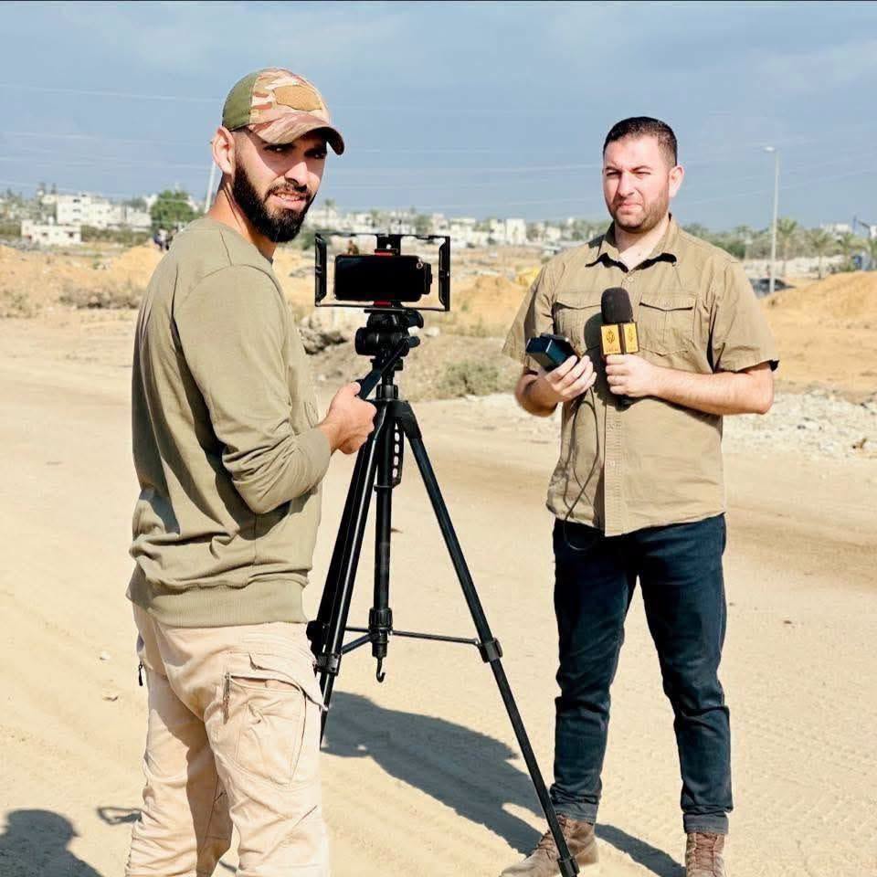 الجزيرة تعلن مقتل مصورها أحمد ويشاح في قصف إسرائيلي على مخيم البريج في وسط غزة