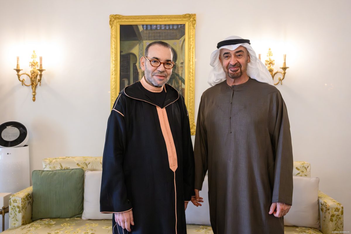 لقاء بين الملك محمد السادس ورئيس دولة الإمارات يؤكد متانة الشراكة الاستراتيجية