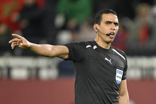 طاقم تحكيمي مغربي بقيادة جلال جيد في مواجهة البرتغال وأوزبكستان بالمونديال