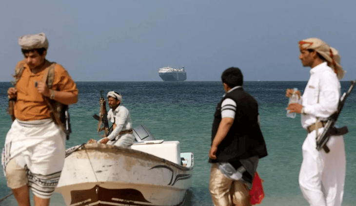 تراجع حركة الملاحة في باب المندب بعد هجمات الحوثيين على منشآت أرامكو السعودية