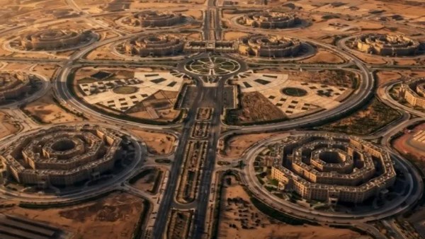 السيسي يدشن مركز "الأوكتاغون" العسكري ويؤكد تمسك مصر بمسار التنمية والأمن