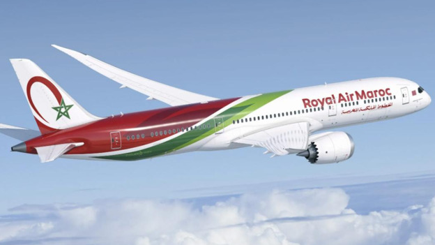 الخطوط الملكية المغربية تعزز أسطولها بطائرة جديدة من طراز بوينغ 737 ماكس 8
