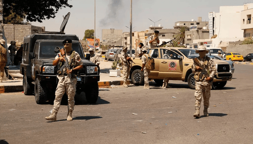 فرار جماعي لسجناء في ليبيا وسط اشتباكات مسلحة غرب طرابلس